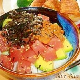 簡単でおいし～いポキ丼　(アボカド＆マグロ丼)